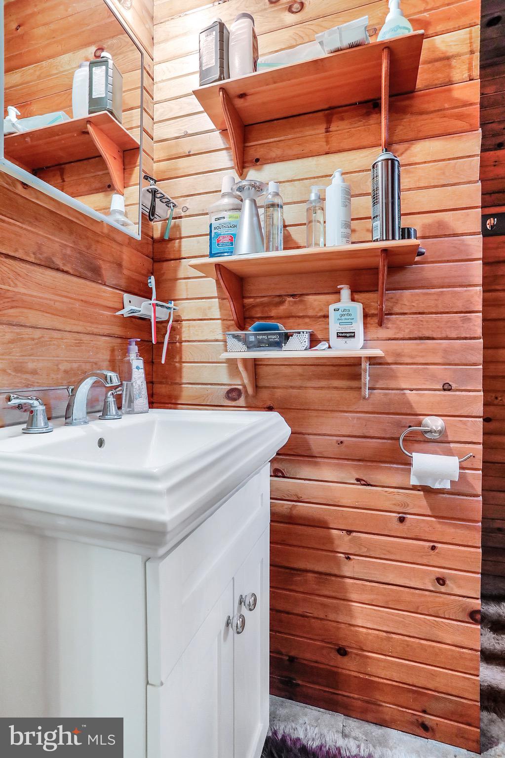 RIVER BEND - Residential