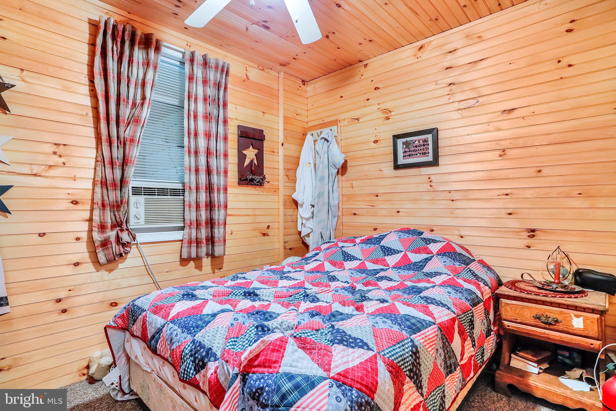 RIVER BEND - Residential