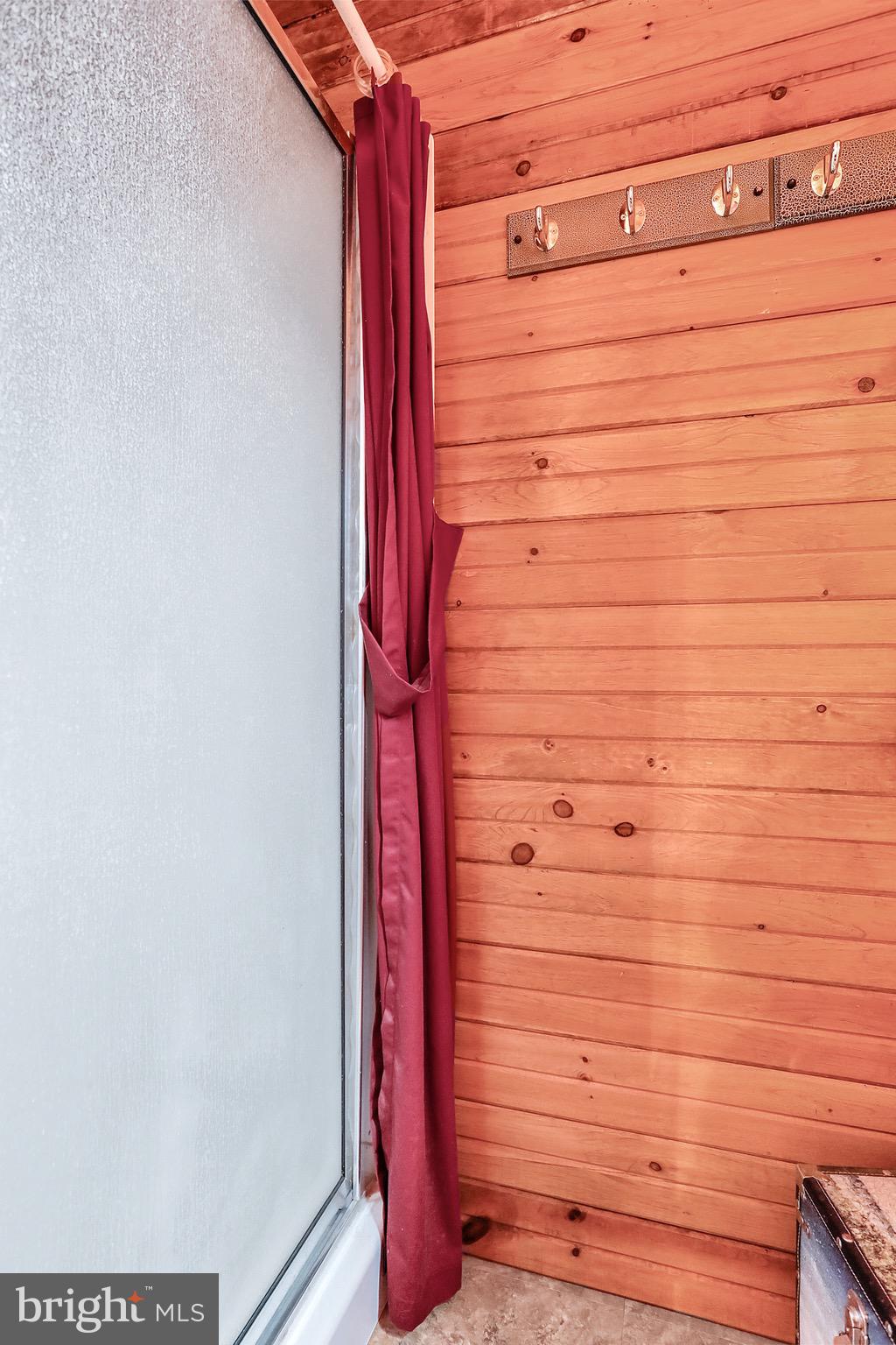 RIVER BEND - Residential