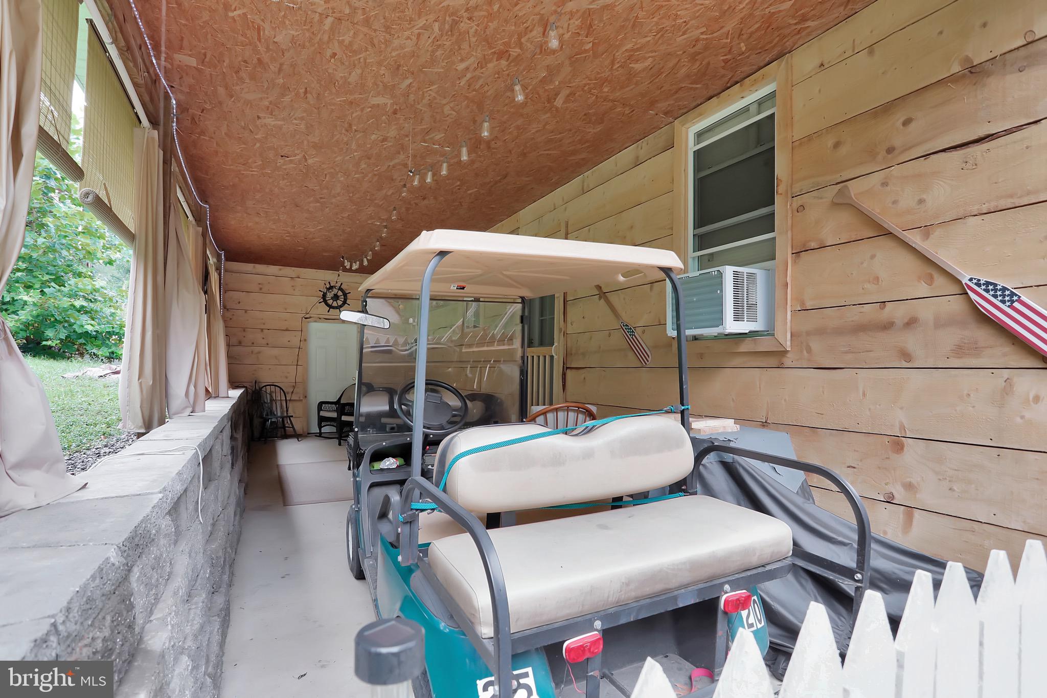 RIVER BEND - Residential