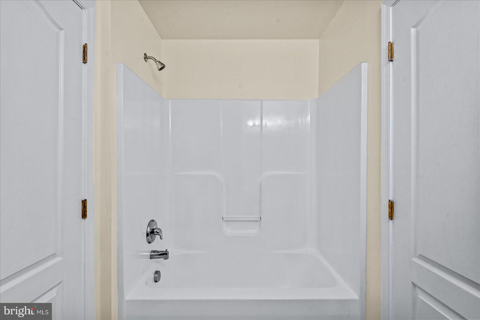 FERRY DOCK CROSSING - Residential