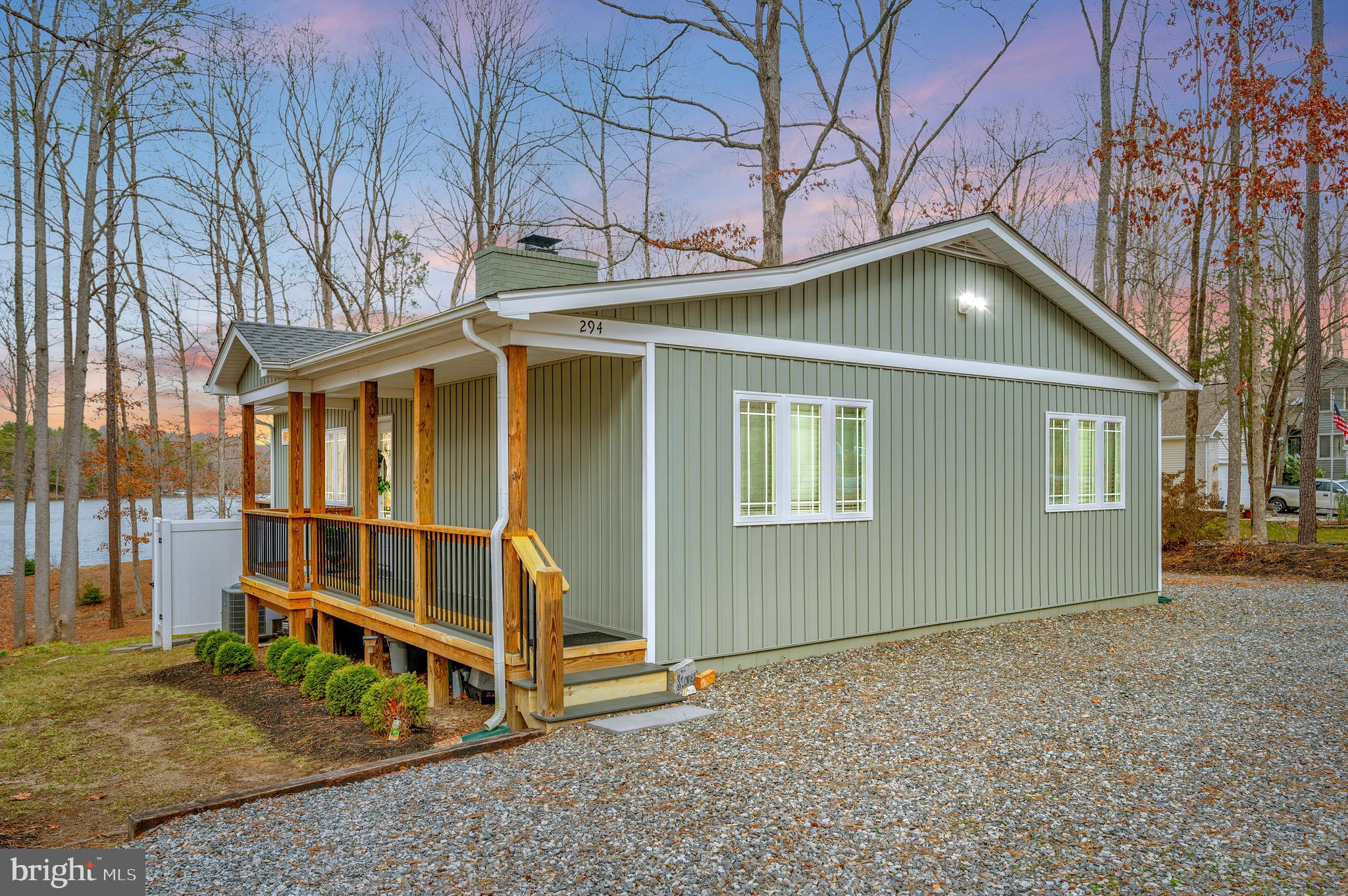 LAKE CAROLINE - Residential