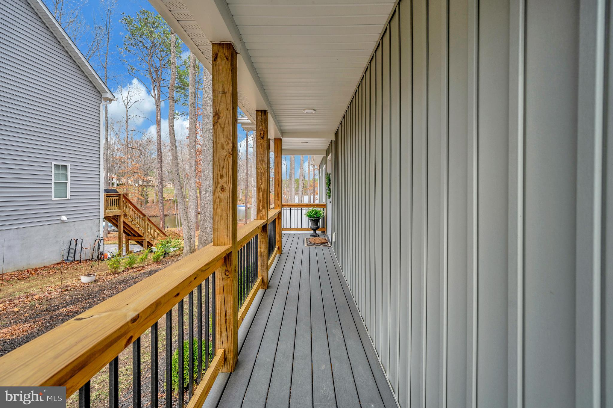 LAKE CAROLINE - Residential