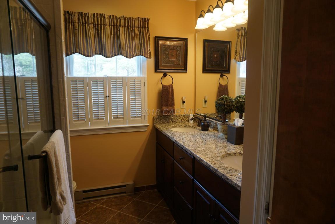 RUSTIC ACRES - Residential