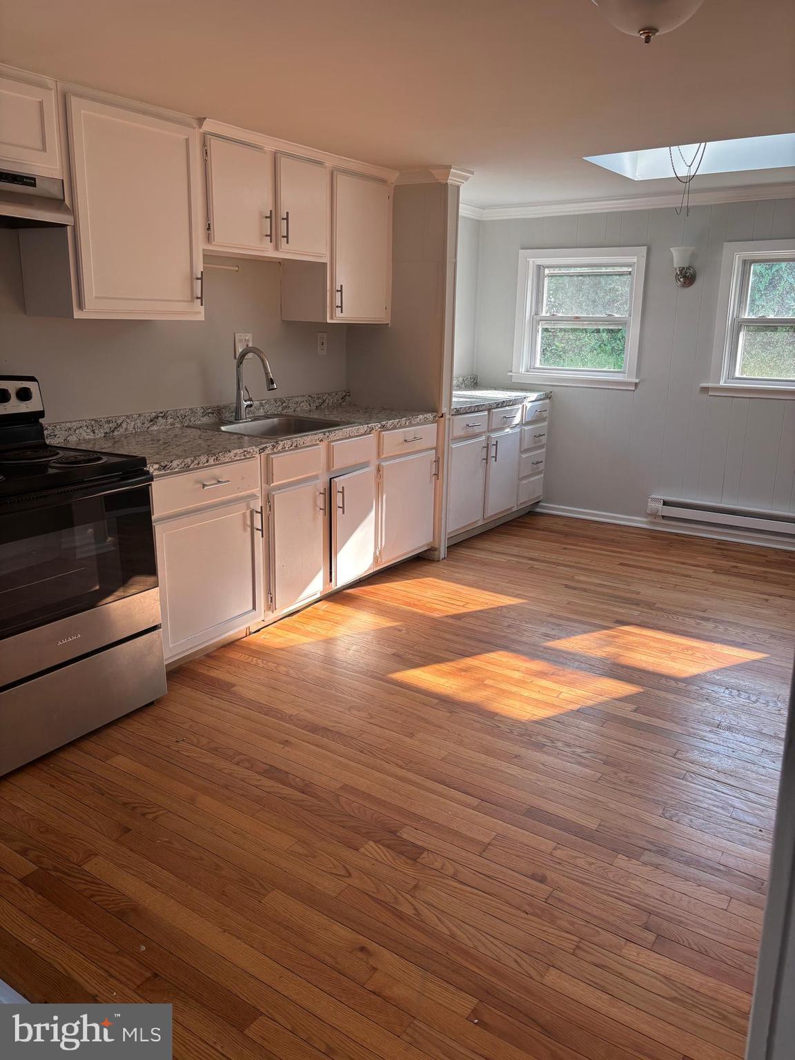 RIDLEY PARK - Residential Lease