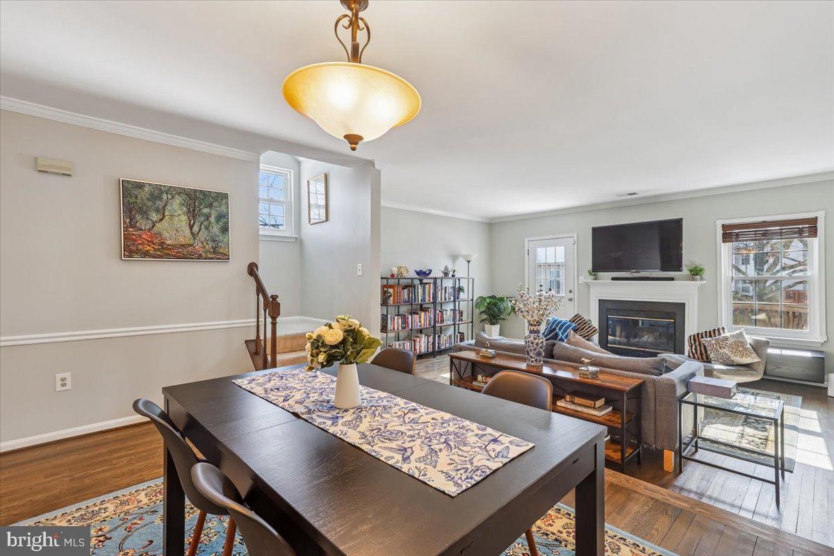 6047 KNIGHTS RIDGE WAY