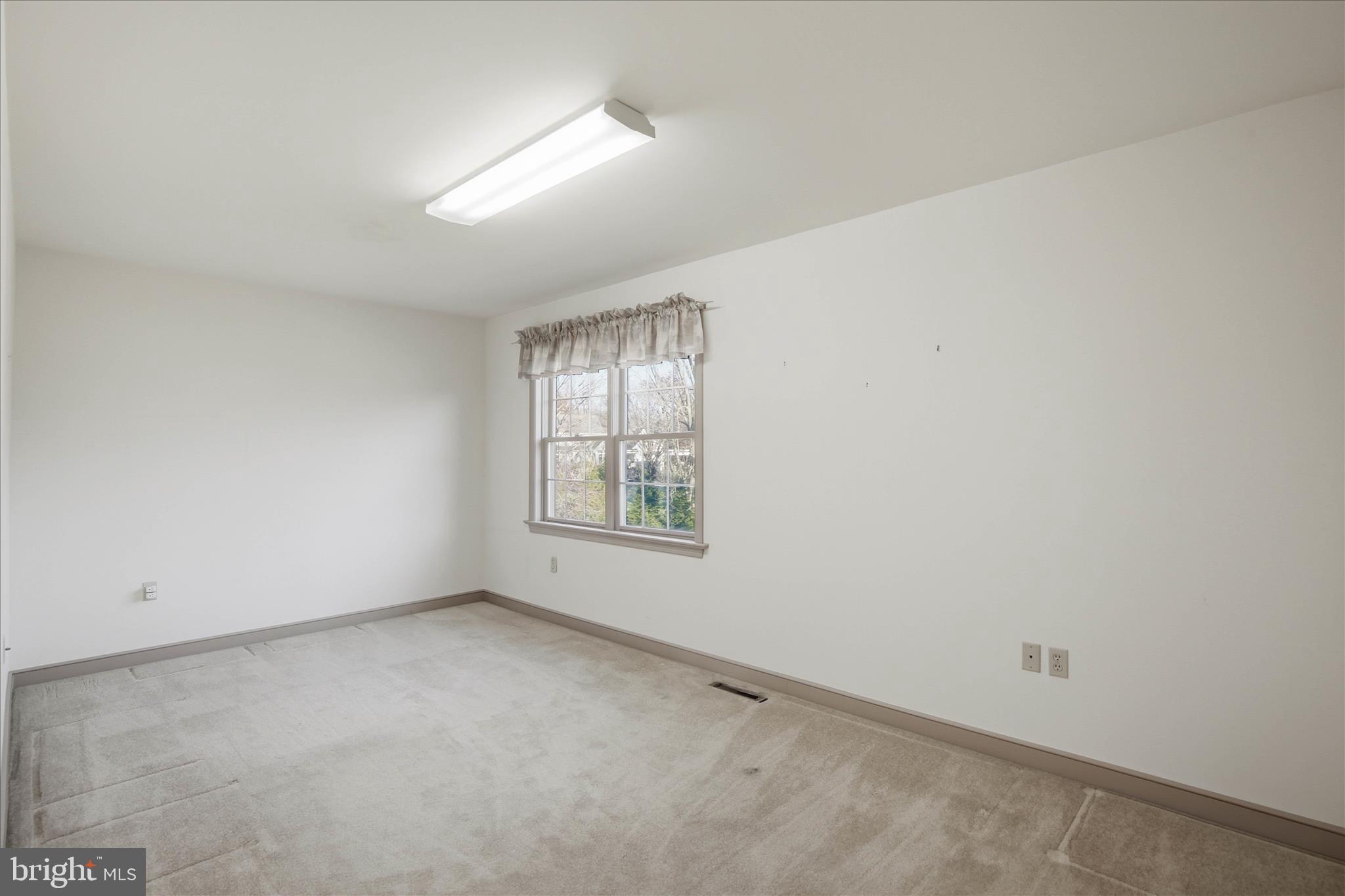 BUCKFIELD - Residential