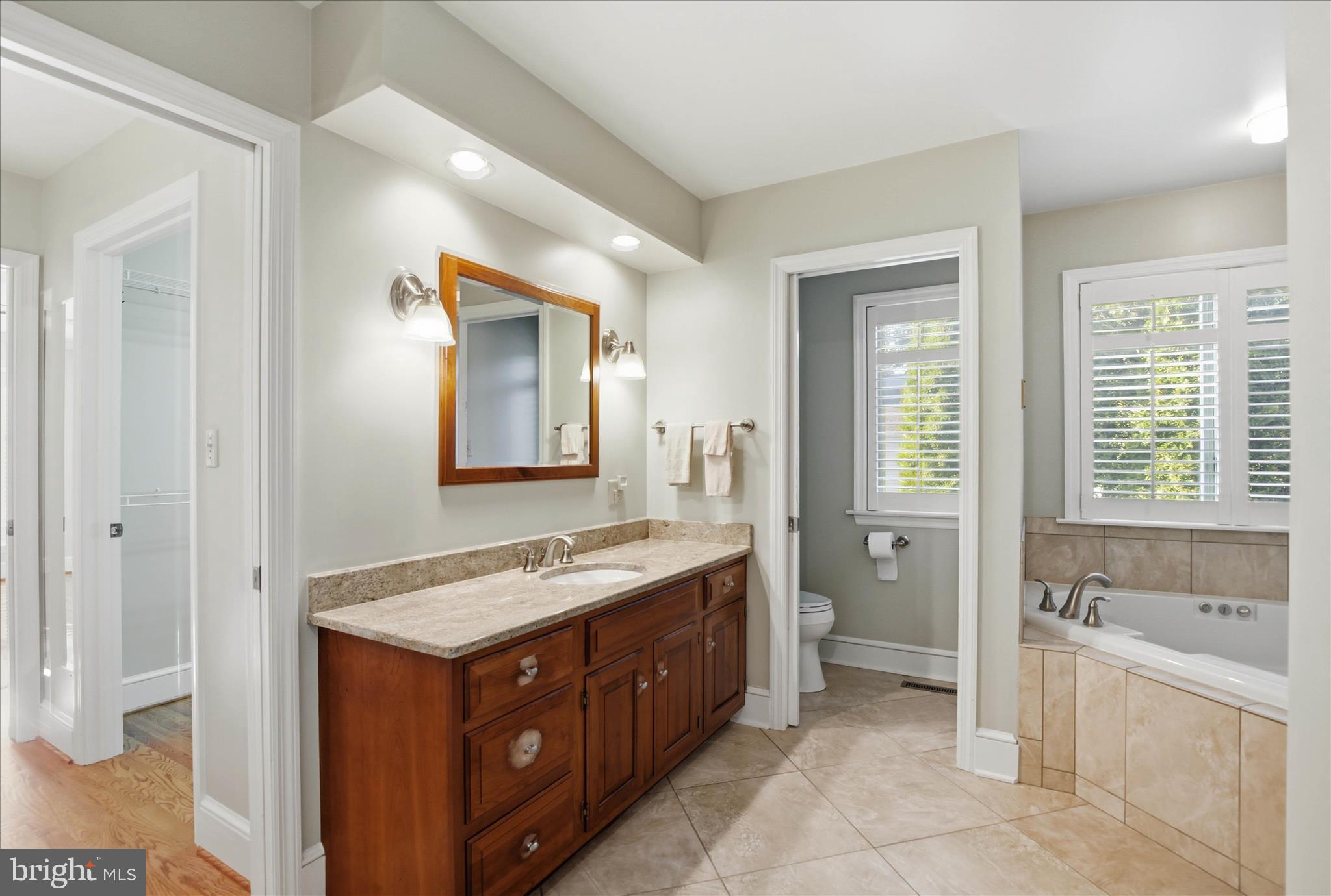 BUCKFIELD - Residential