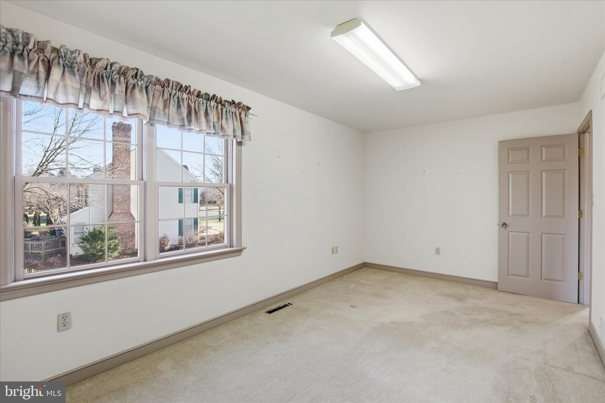 BUCKFIELD - Residential