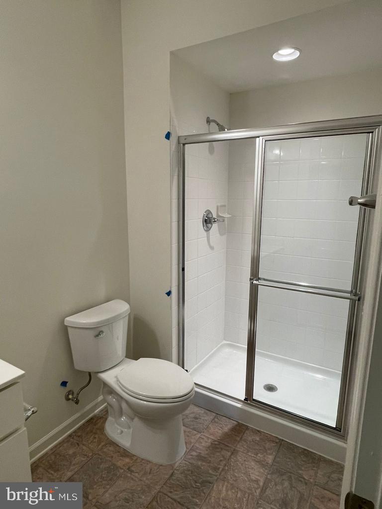 FREEDOM MANOR - Residential Lease