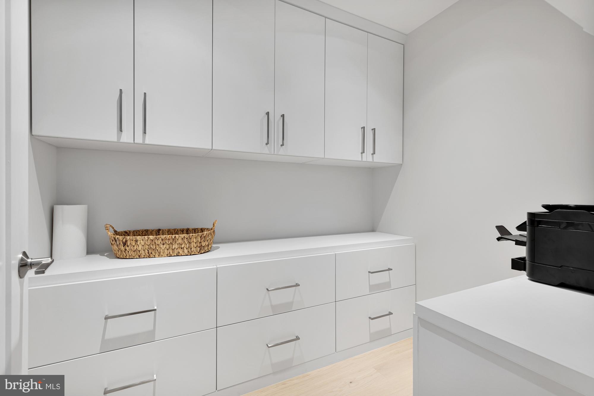 ROBINSON LANDING - Residential