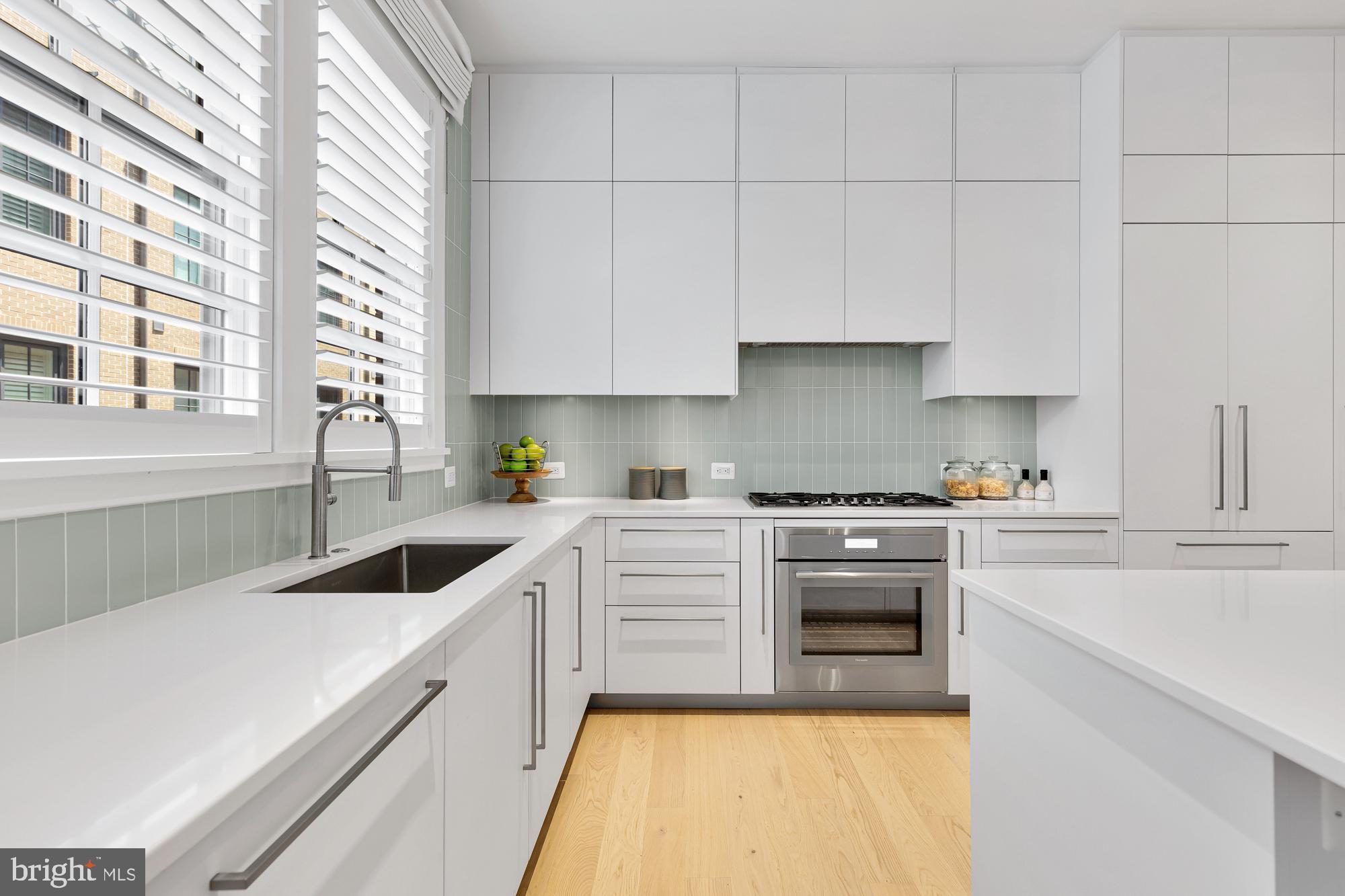 ROBINSON LANDING - Residential