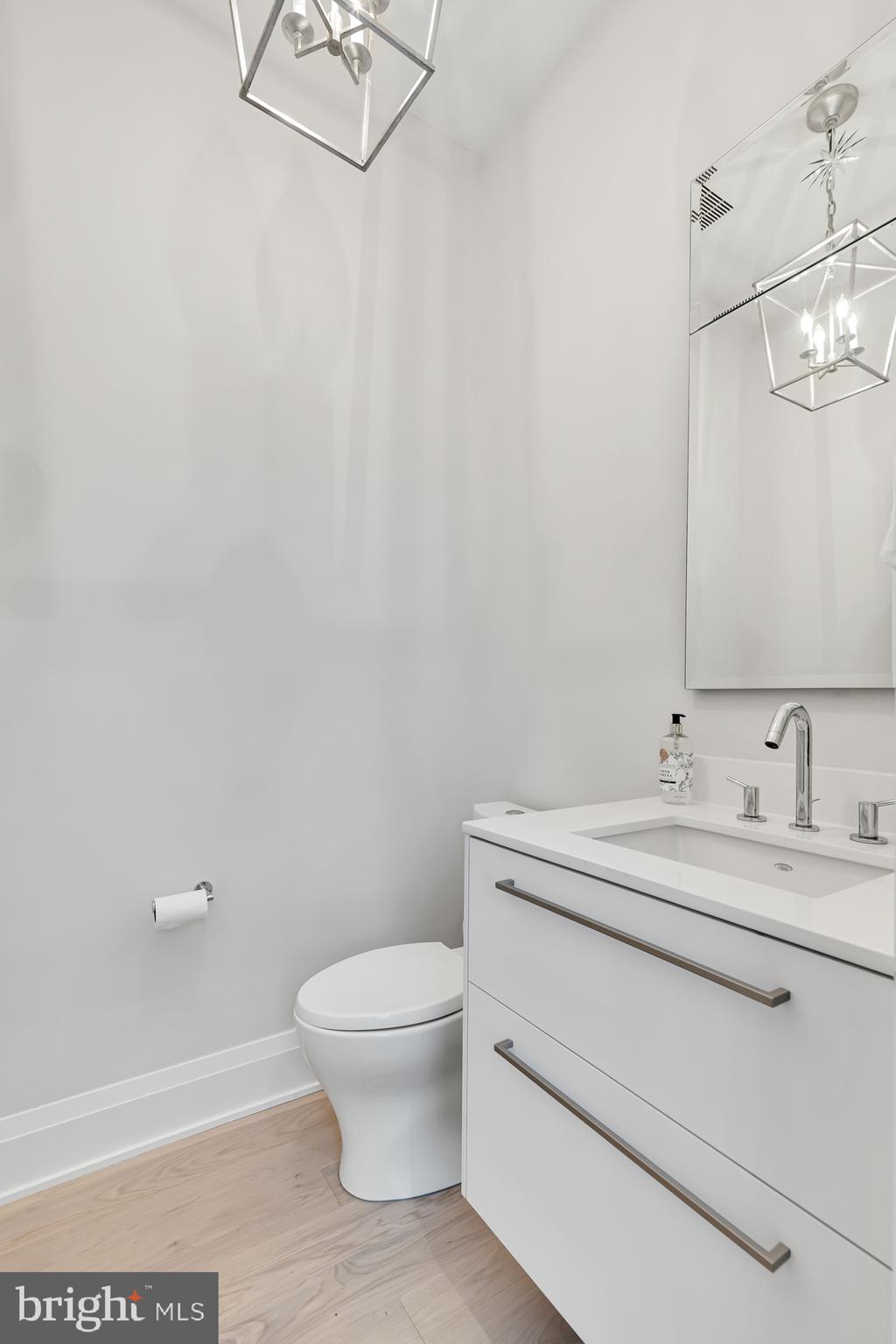 ROBINSON LANDING - Residential