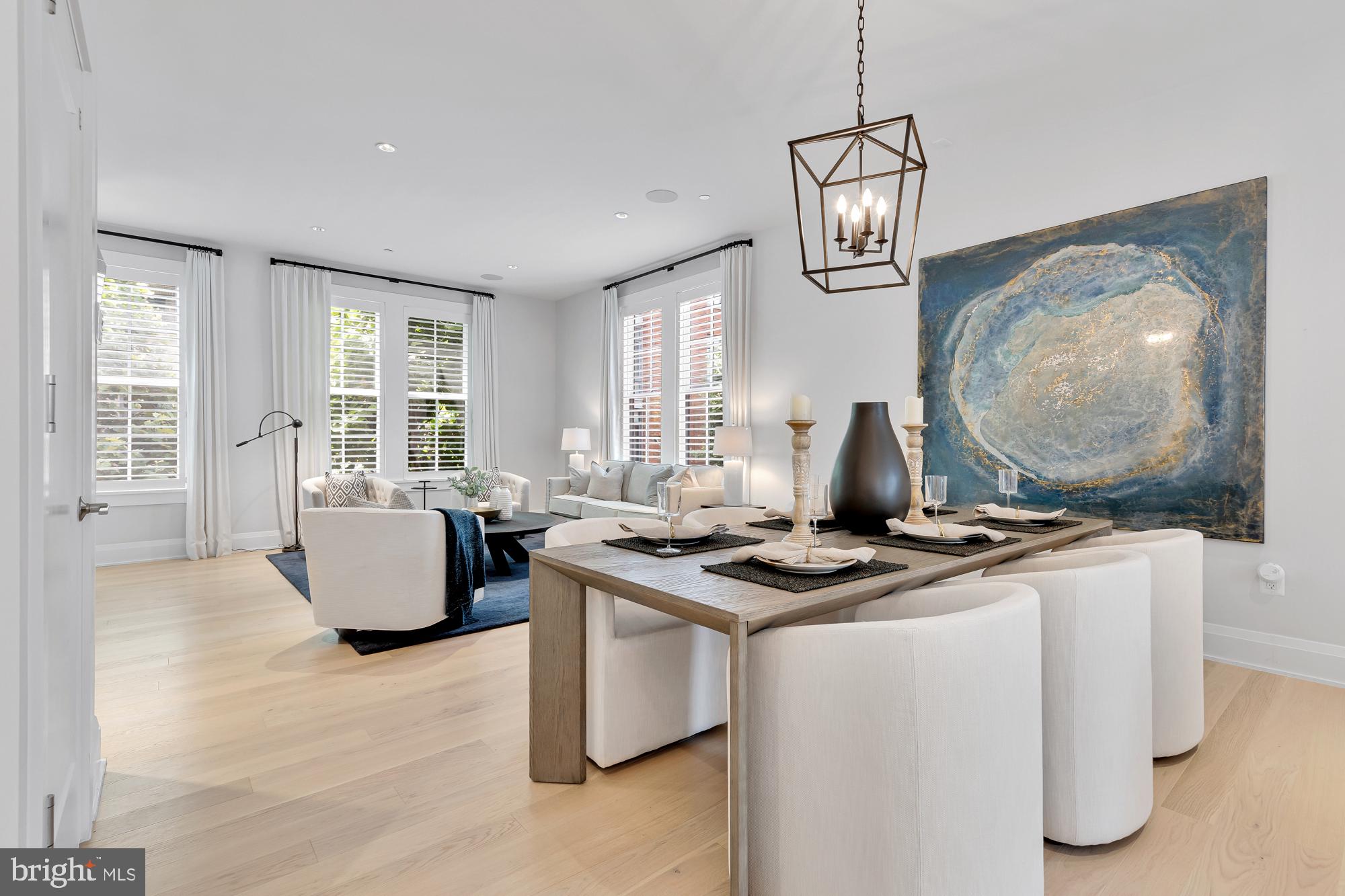 ROBINSON LANDING - Residential