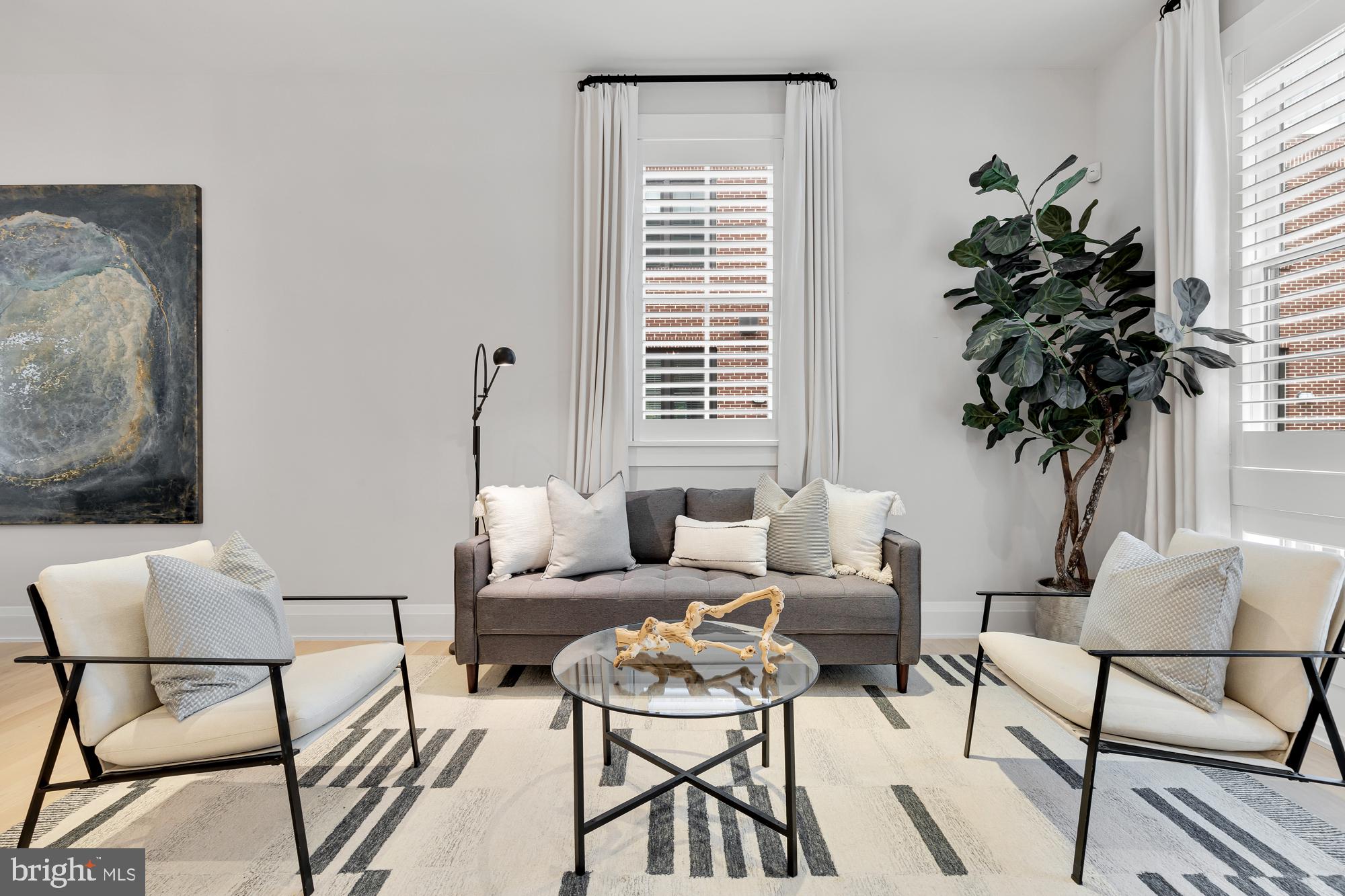 ROBINSON LANDING - Residential