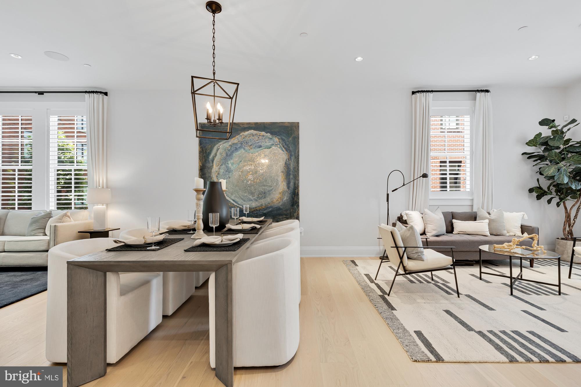 ROBINSON LANDING - Residential