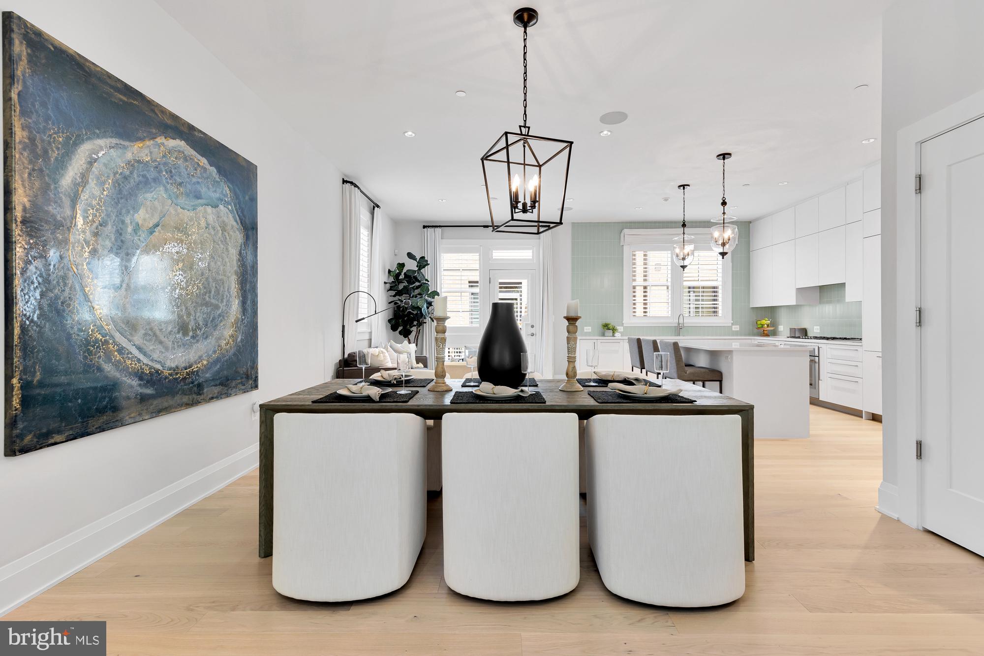 ROBINSON LANDING - Residential