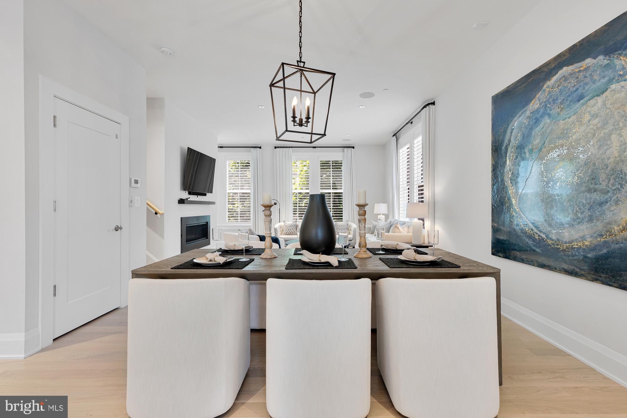 ROBINSON LANDING - Residential