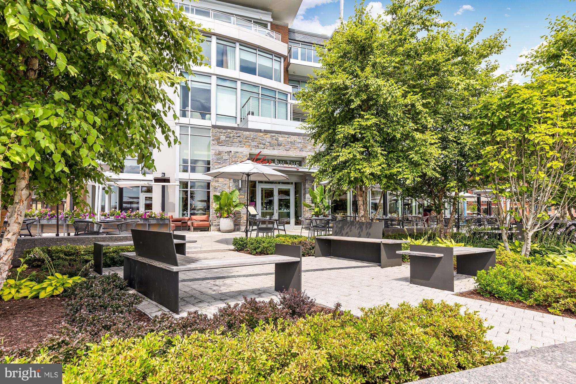 ROBINSON LANDING - Residential