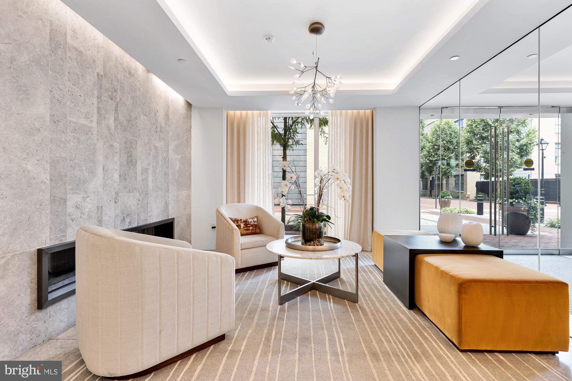 ROBINSON LANDING - Residential