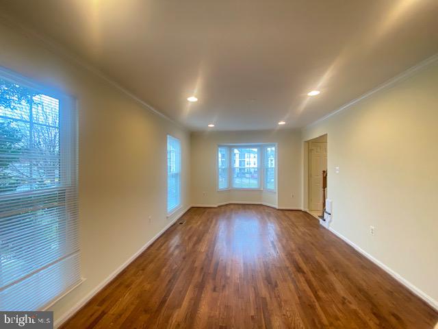 RIDGEFIELD VILLAGE - Residential Lease