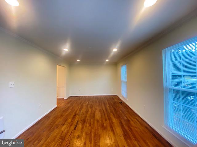 RIDGEFIELD VILLAGE - Residential Lease