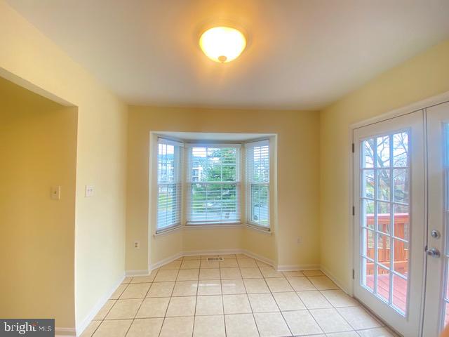 RIDGEFIELD VILLAGE - Residential Lease