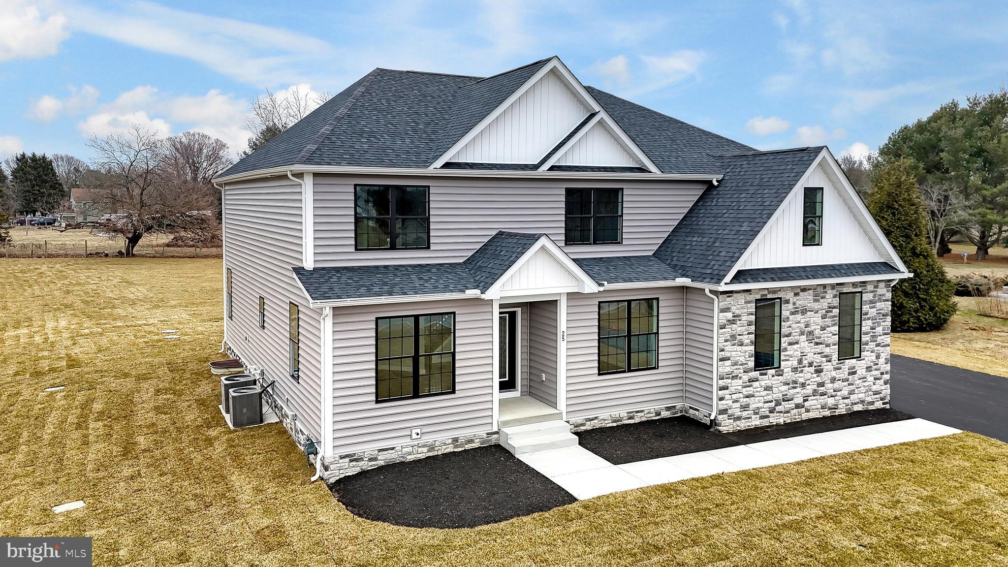 25 ESTATES DRIVE
