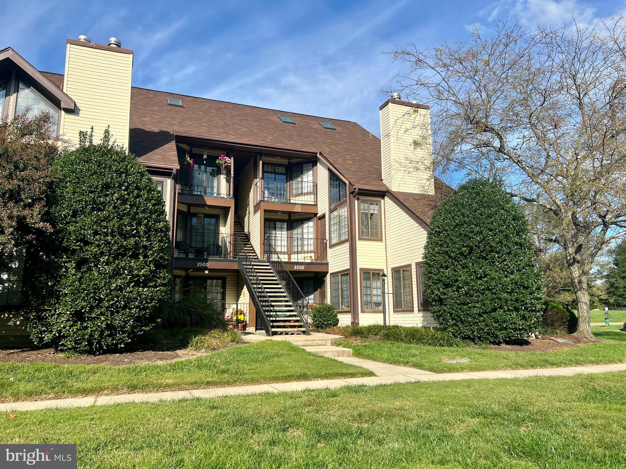 THE TIERS OF WALDEN - Residential Lease