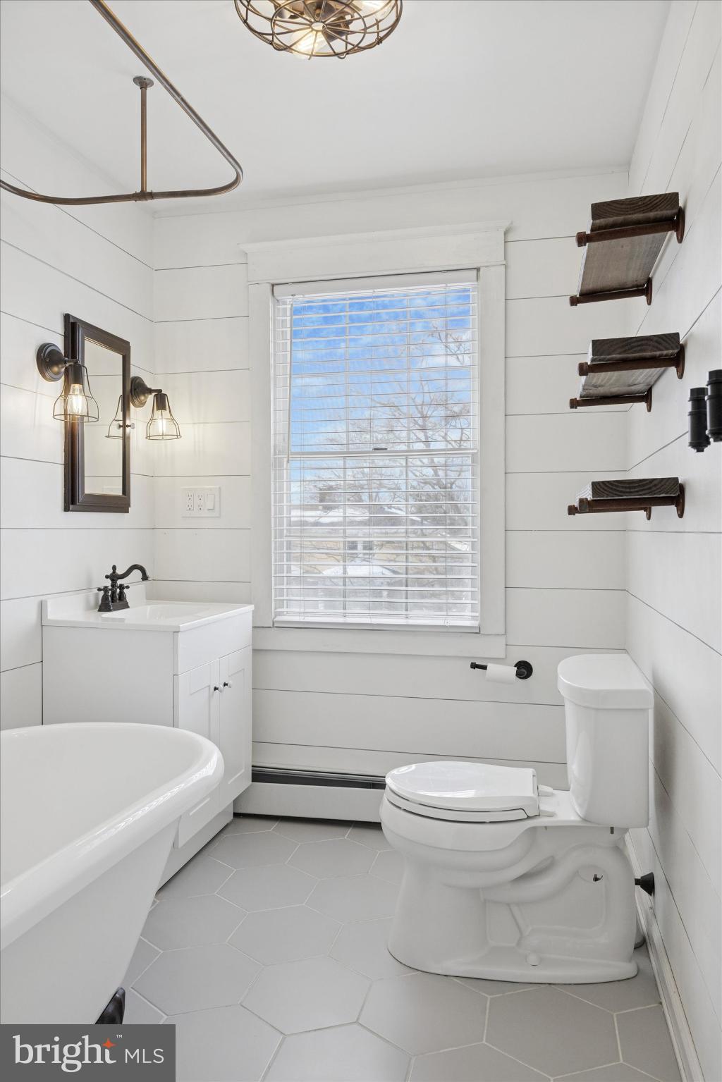 DREXEL HILL - Residential