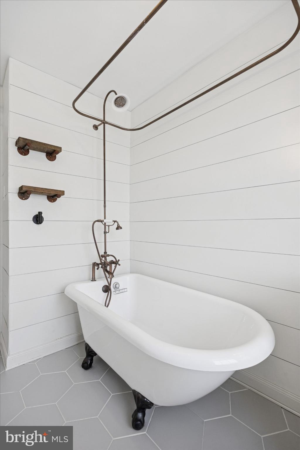 DREXEL HILL - Residential