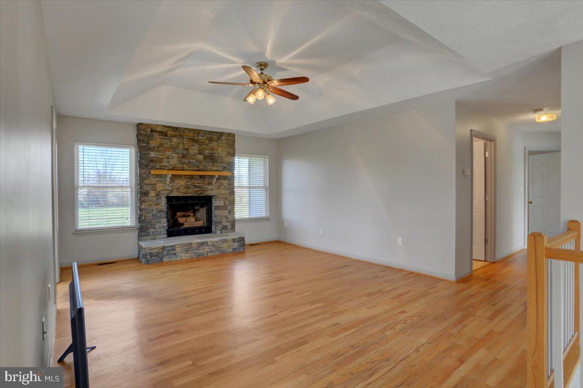 SUMMIT POINT - Residential