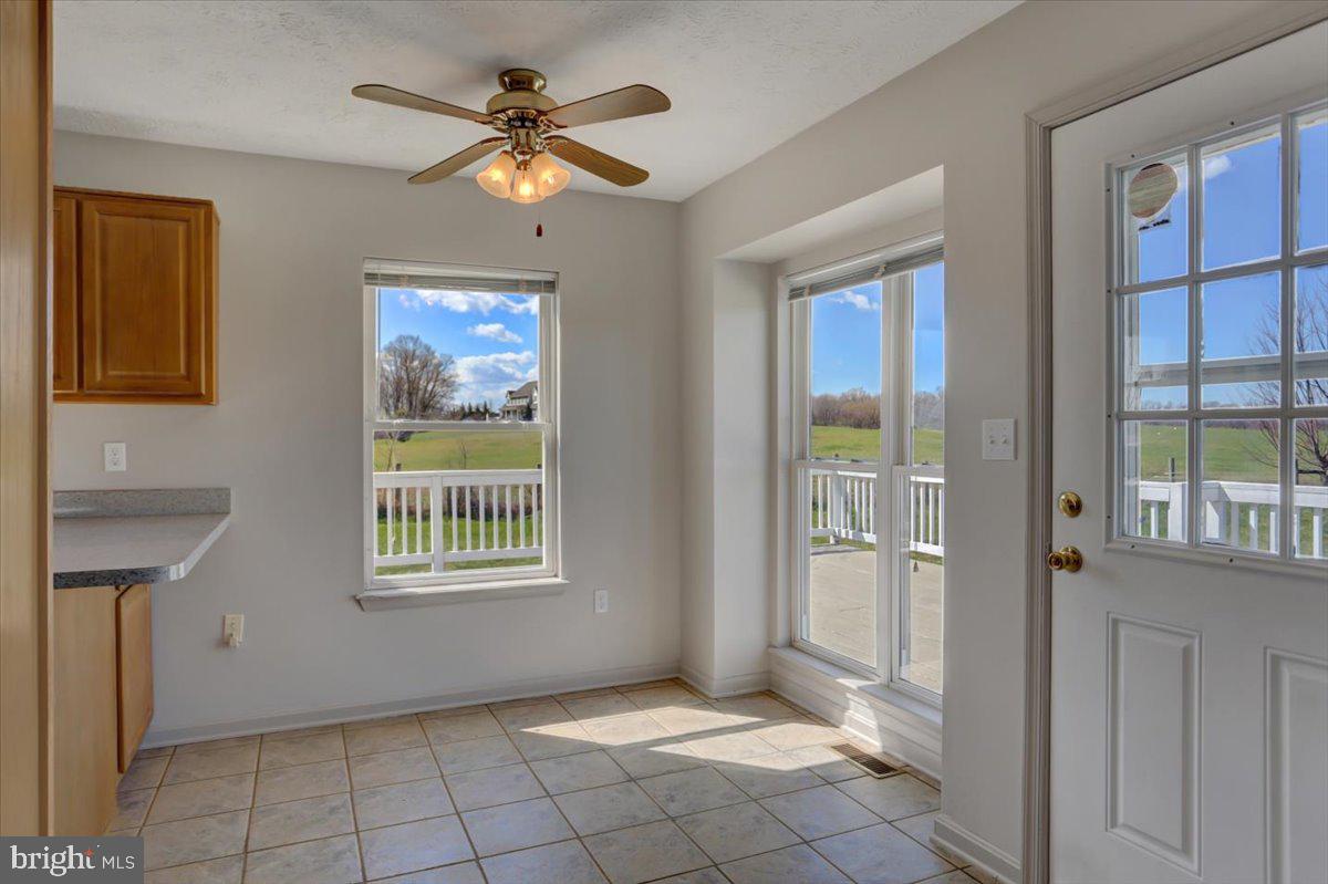 SUMMIT POINT - Residential