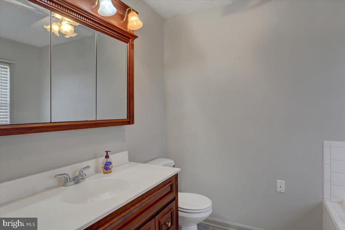 SUMMIT POINT - Residential