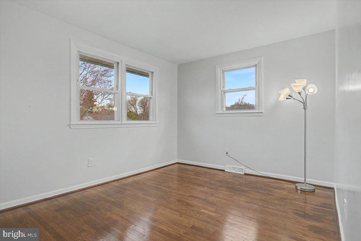 HOLIDAY HILLS - Residential