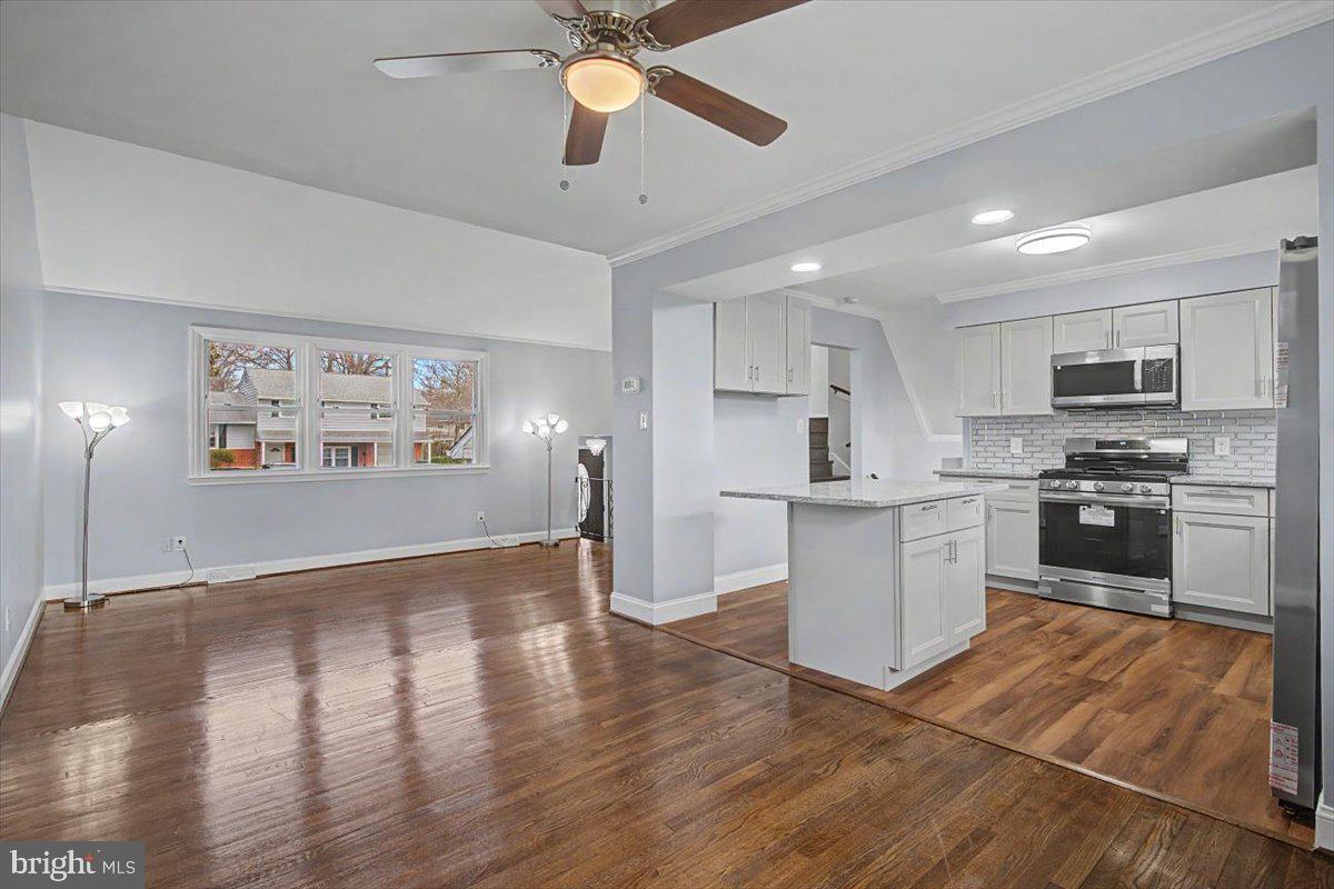 HOLIDAY HILLS - Residential