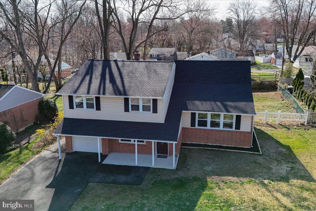 HOLIDAY HILLS - Residential