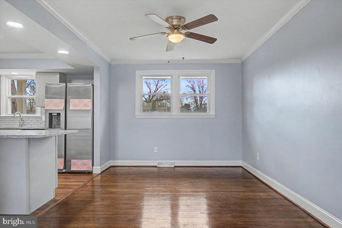 HOLIDAY HILLS - Residential