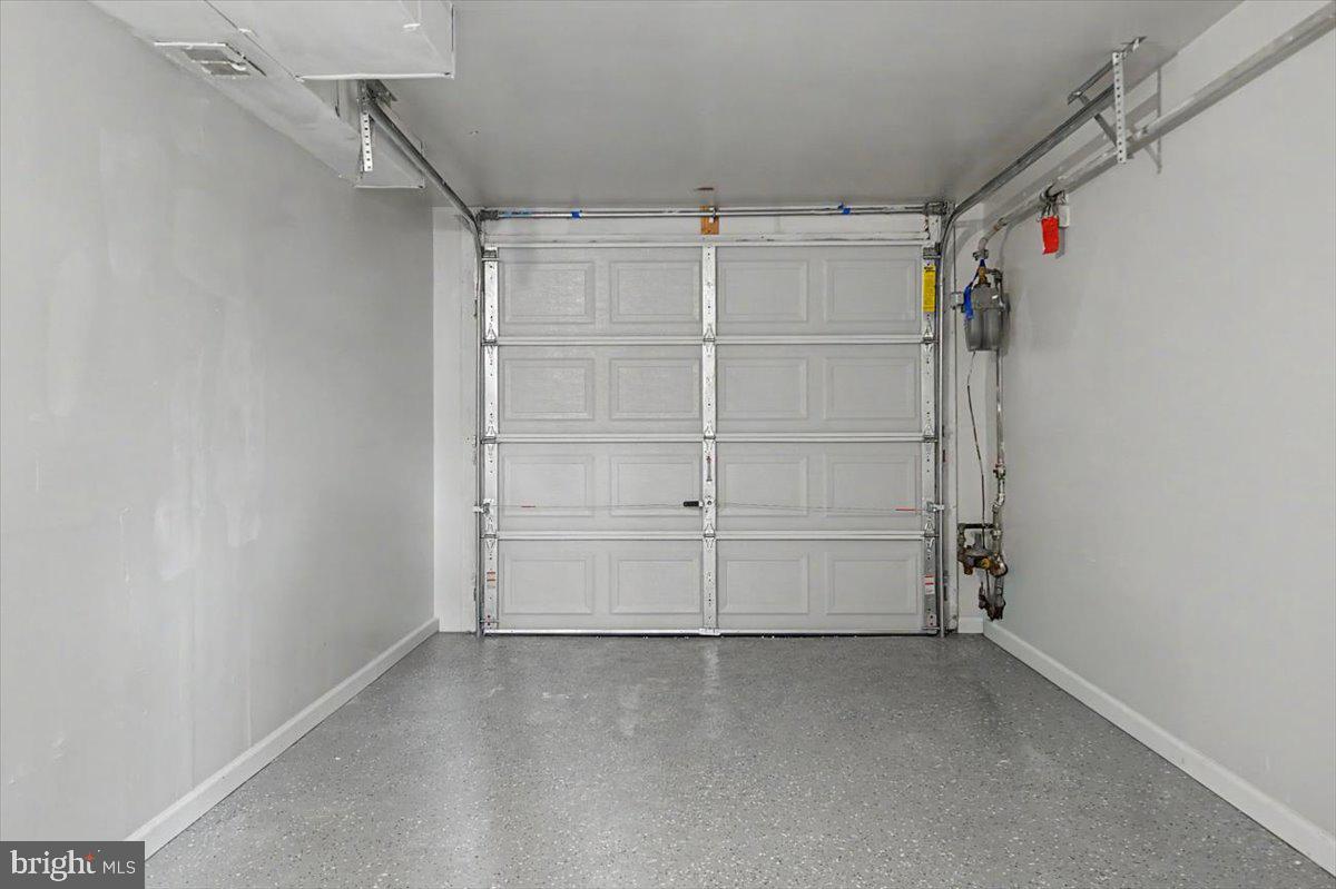 HOLIDAY HILLS - Residential