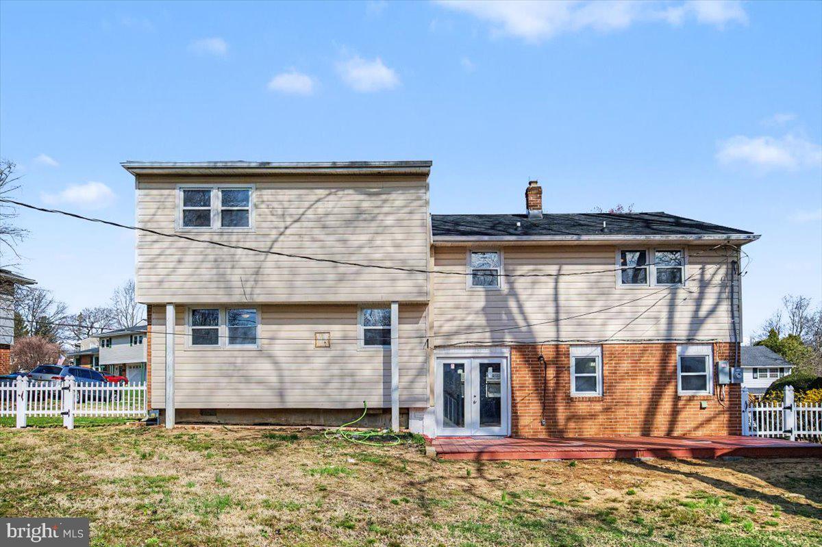 HOLIDAY HILLS - Residential