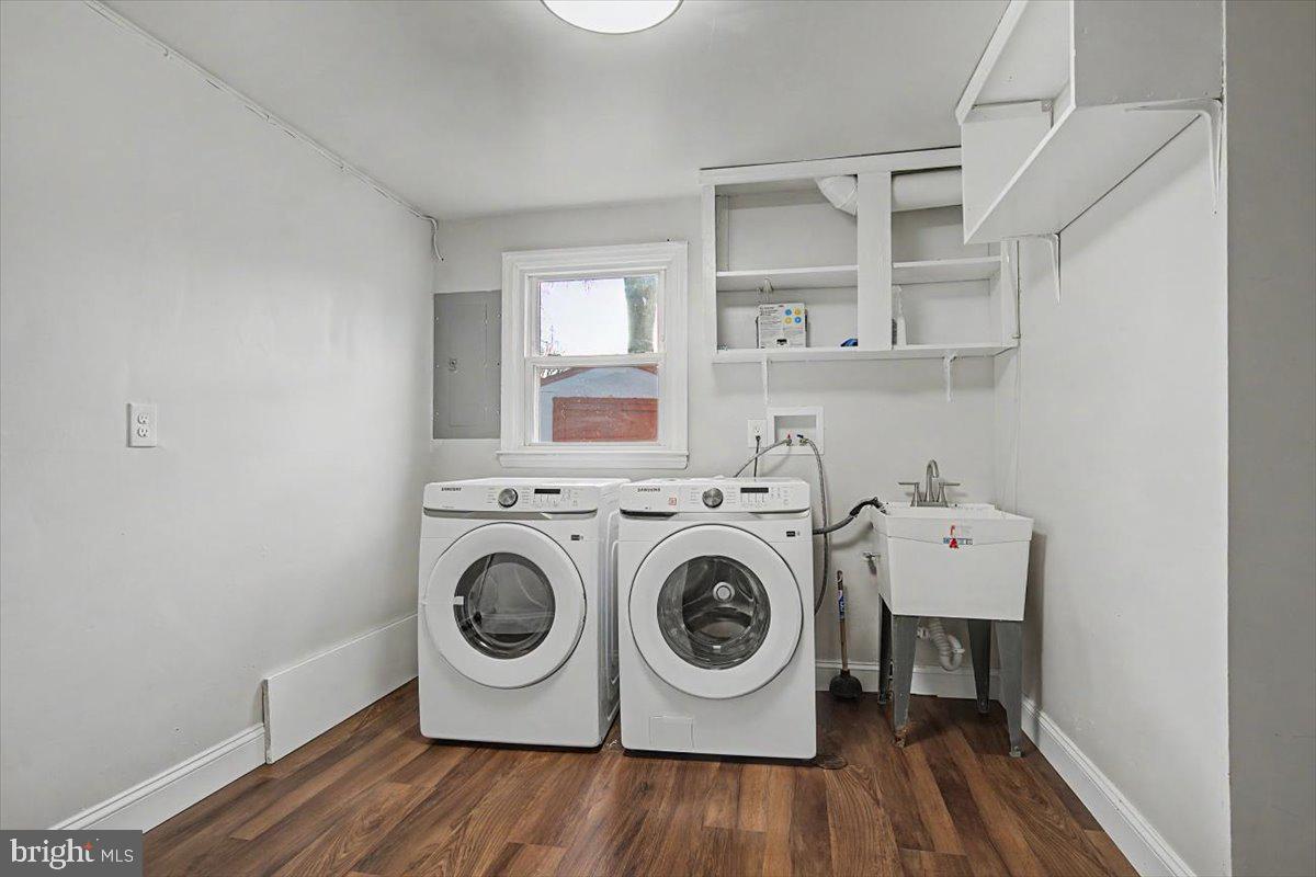 HOLIDAY HILLS - Residential