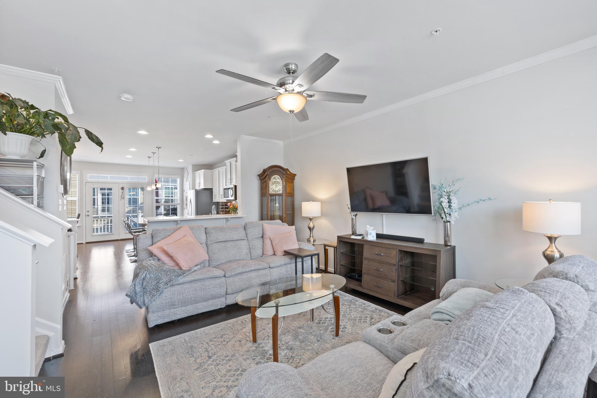 SPRING BANK - Residential