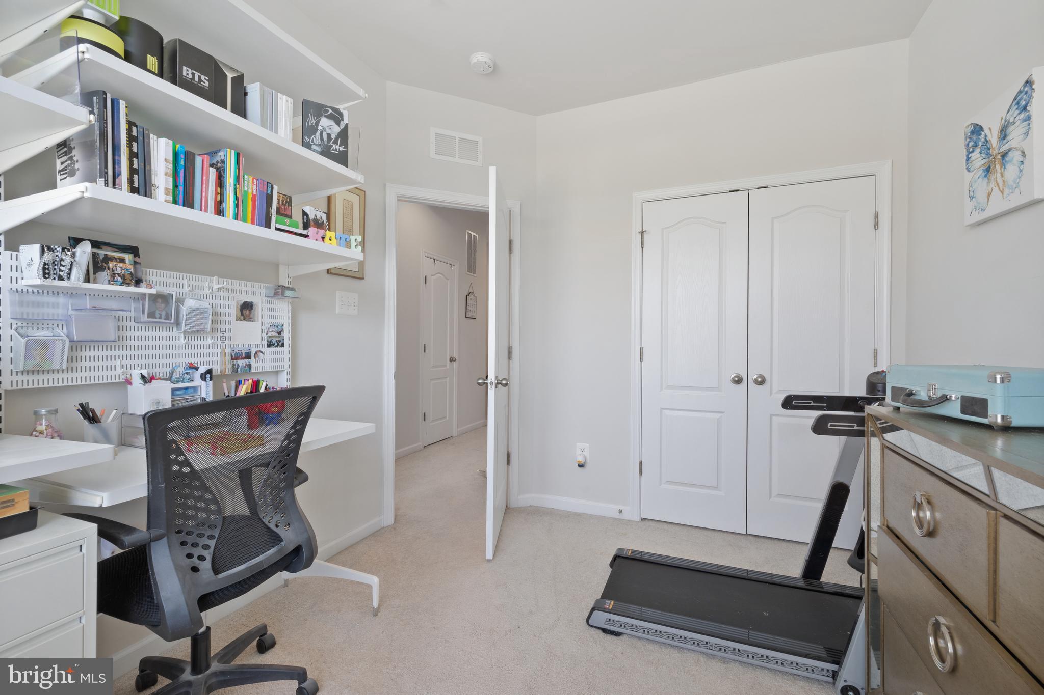 SPRING BANK - Residential