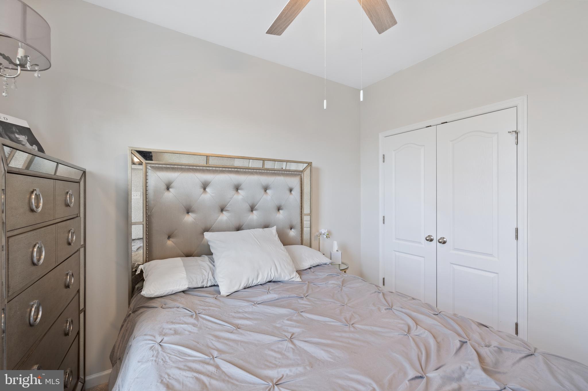 SPRING BANK - Residential