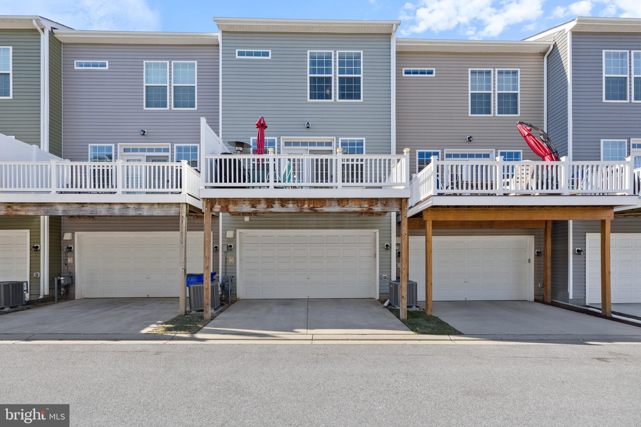 SPRING BANK - Residential