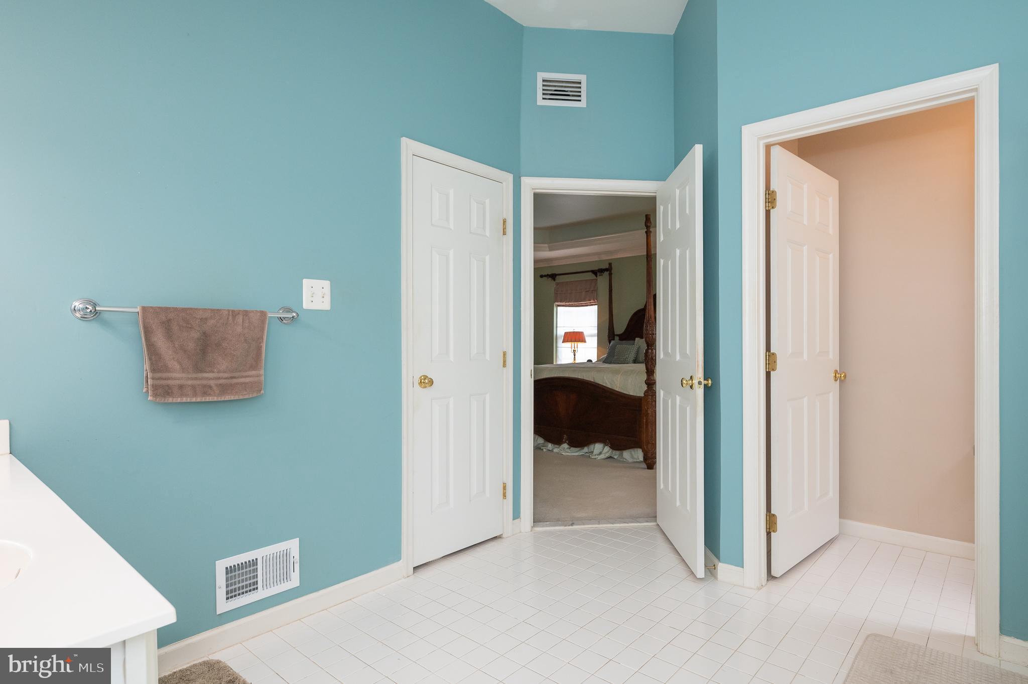 AMYCLAE EAST - Residential