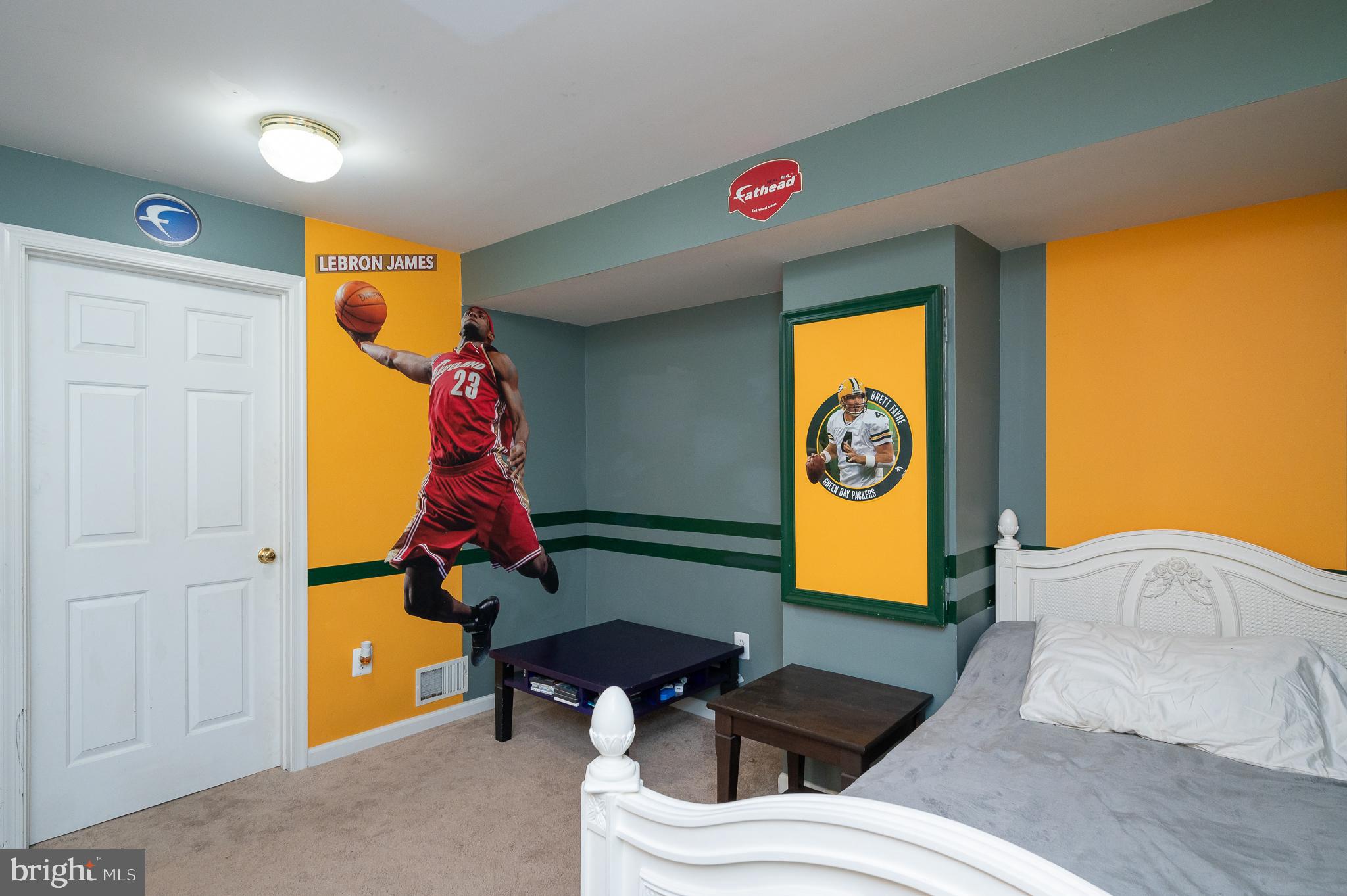 AMYCLAE EAST - Residential