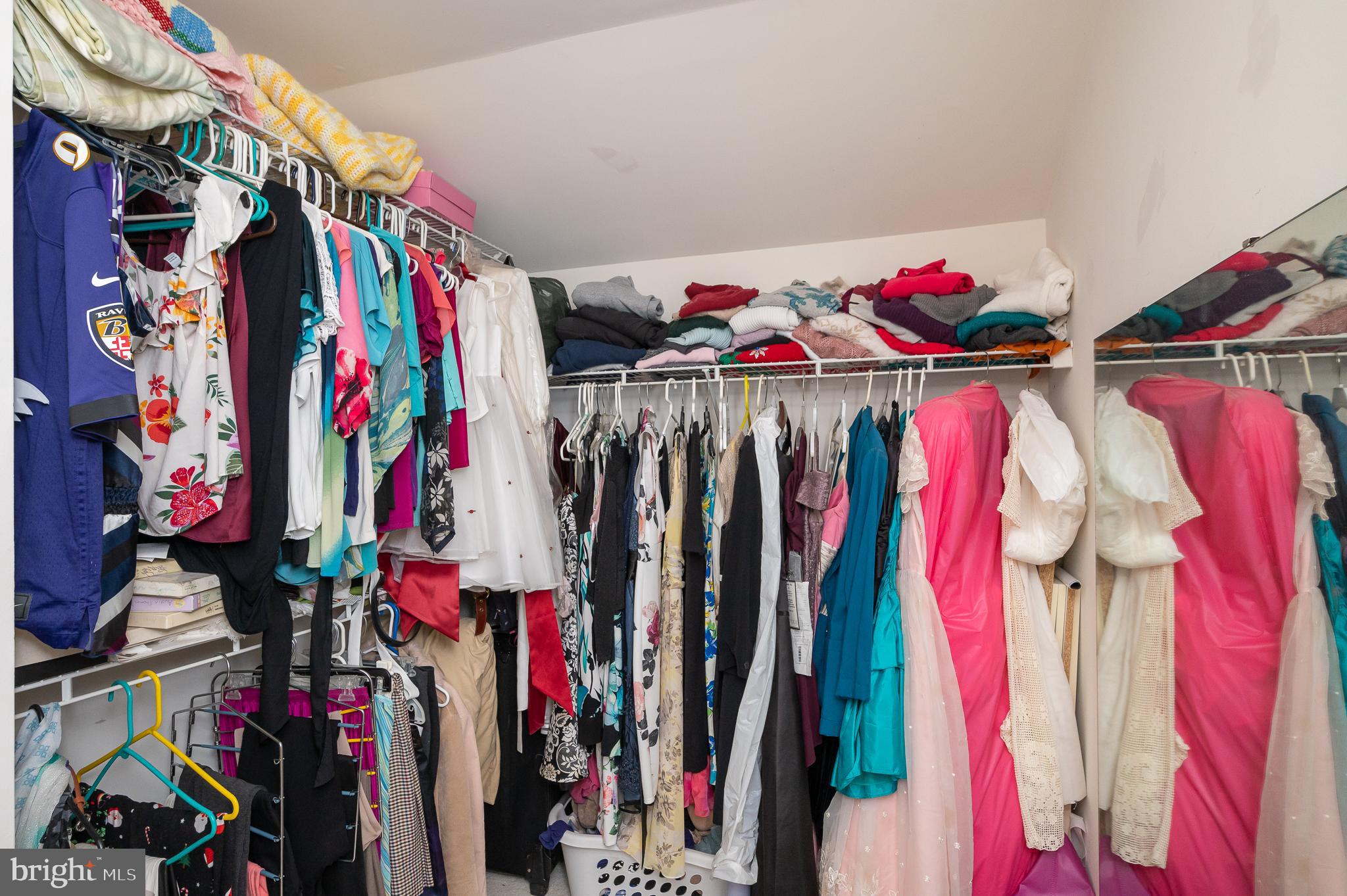 AMYCLAE EAST - Residential