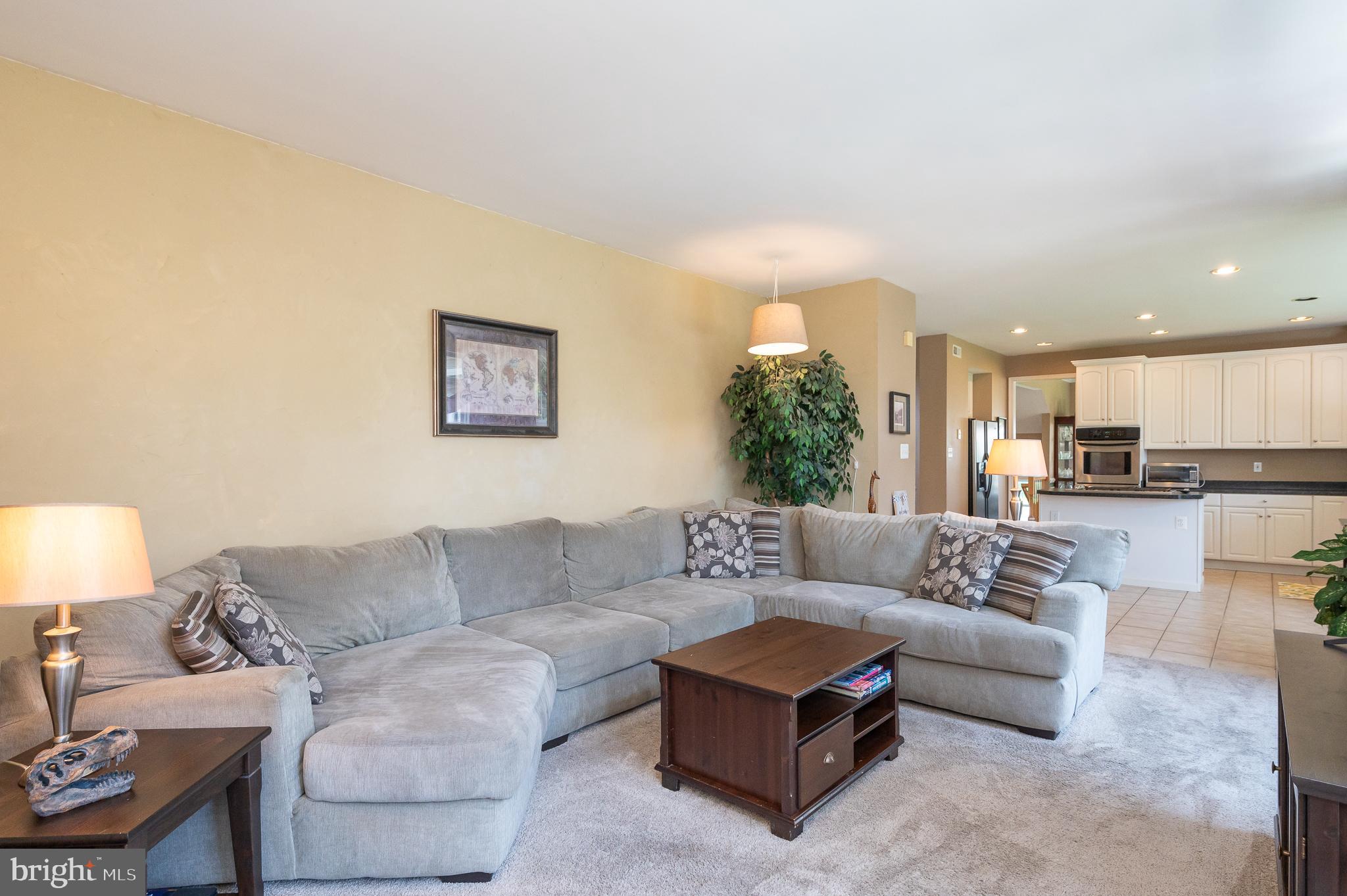 AMYCLAE EAST - Residential