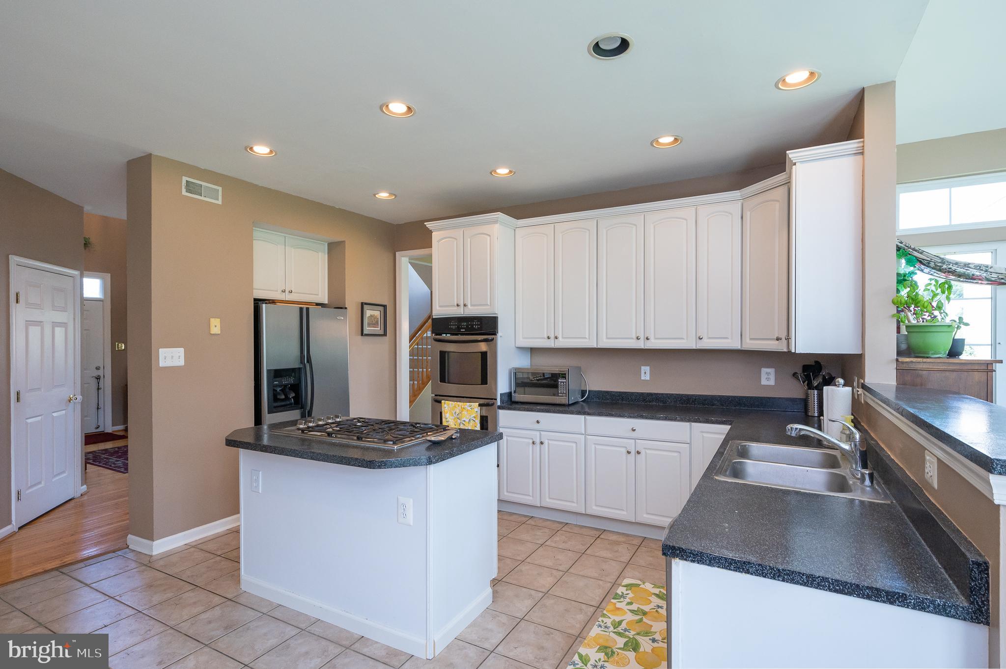 AMYCLAE EAST - Residential